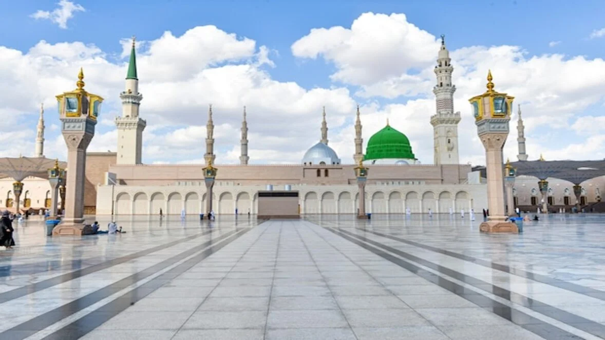 The 28 Days 4 Star Umrah Packages